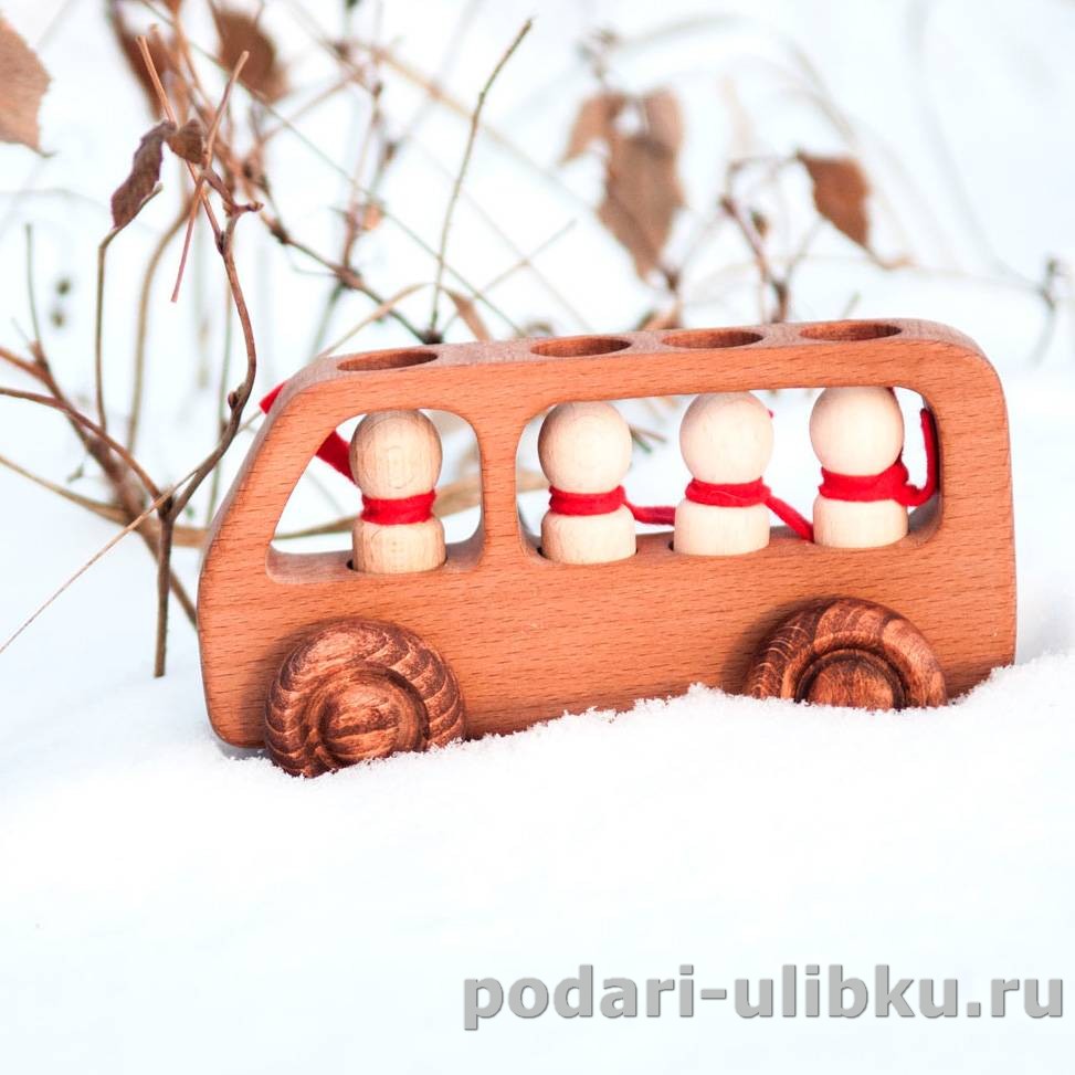 Деревянная игрушка - машинка Автобус с пассажирами