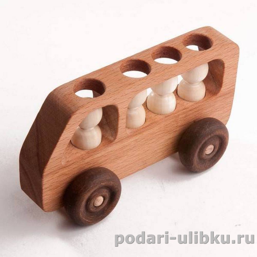 Деревянная игрушка - машинка Автобус с пассажирами